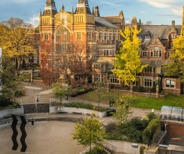 利兹大学