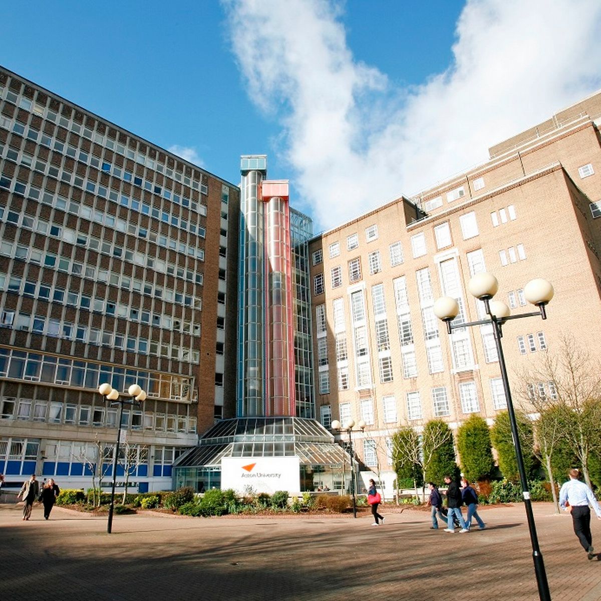 阿斯顿大学qs世界大学排名