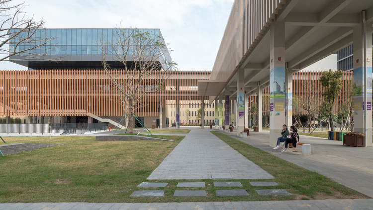 香港中文大学qs世界排名是多少？