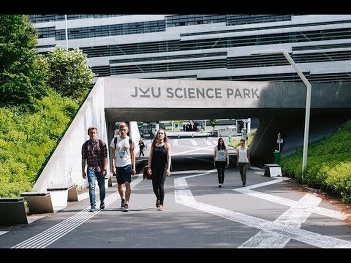林茨大学在全球排名(2024QS世界大学排名)