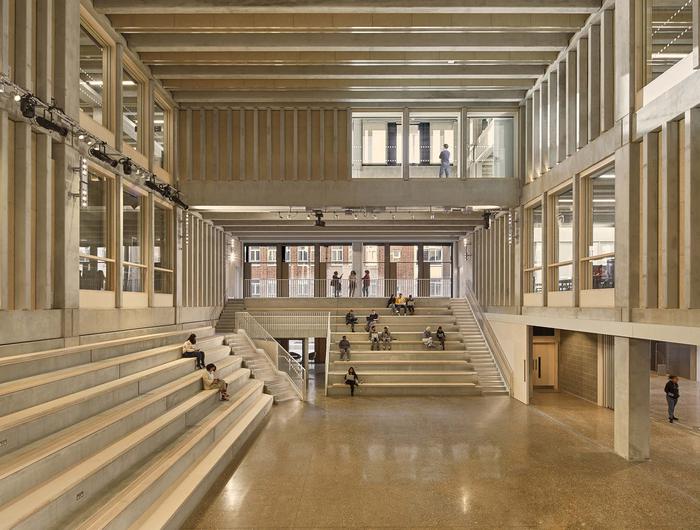 2024金斯顿大学世界大学排名多少名