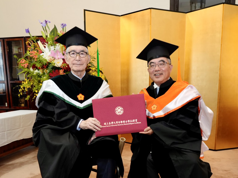 本校授予诺贝尔奖得主——京都大学的本庶佑教授荣誉博士学位