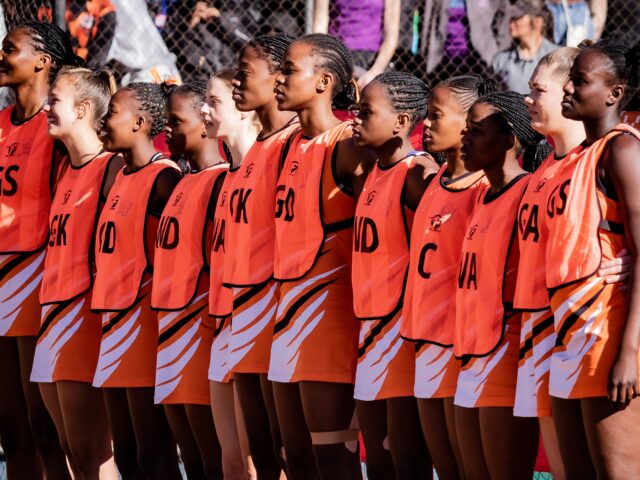 UJ 女子无挡板篮球队瞄准 2024 年 FNB 大学无挡板篮球赛冠军
