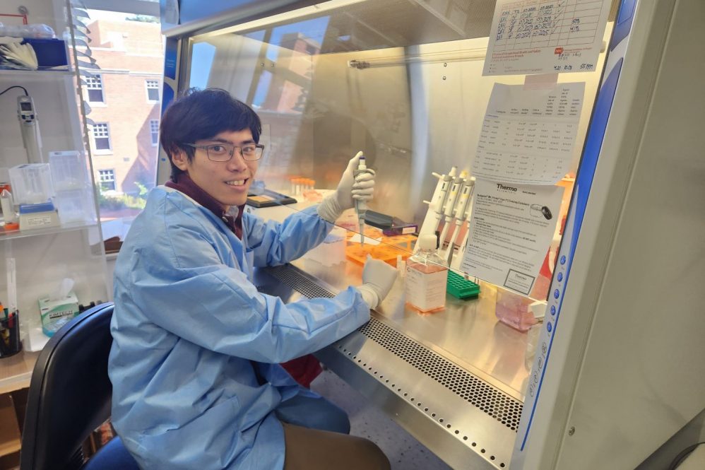了解蜱虫如何通过唾液活动