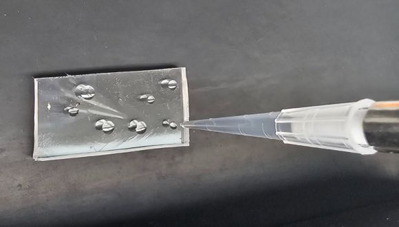 “TAU 用自修复玻璃打破极限”
